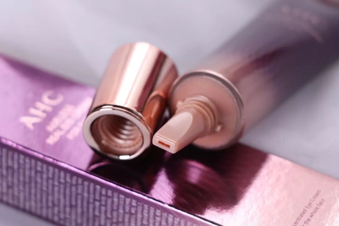 25岁必须用眼霜了吗,25岁之后适合用什么眼霜