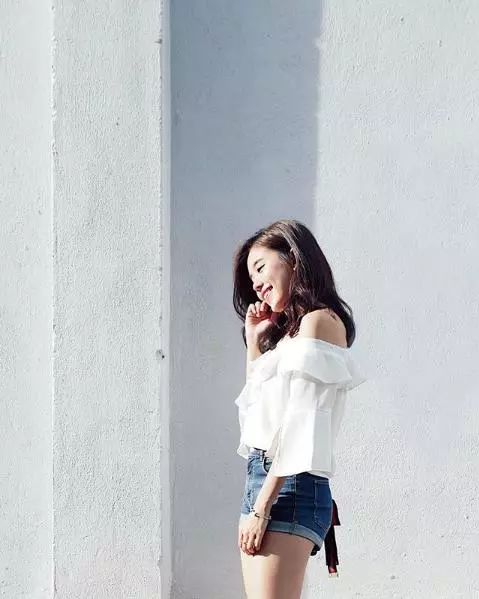 拍出大长腿怎么操作,拍出逆天长腿照只需一点点小技巧