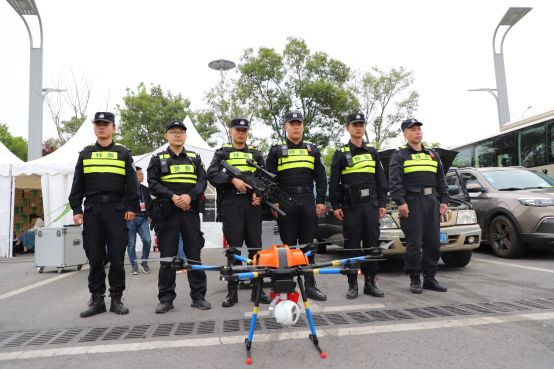 奇蛙无人机能跟随吗,奇蛙植保无人机报价