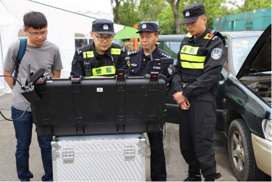 奇蛙无人机能跟随吗,奇蛙植保无人机报价