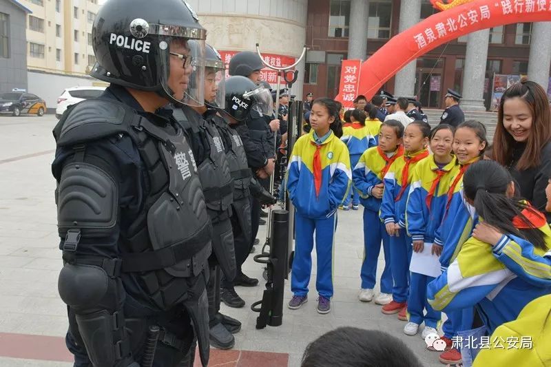 县公安局举办警营开放日活动,热血筑梦铭记警魂警营开放日活动