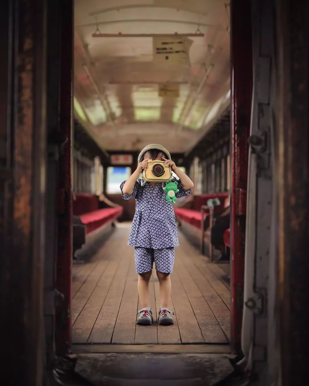 日本爸爸把男孩子拍出宫崎骏 (日本老爸把女儿拍到宫崎骏)