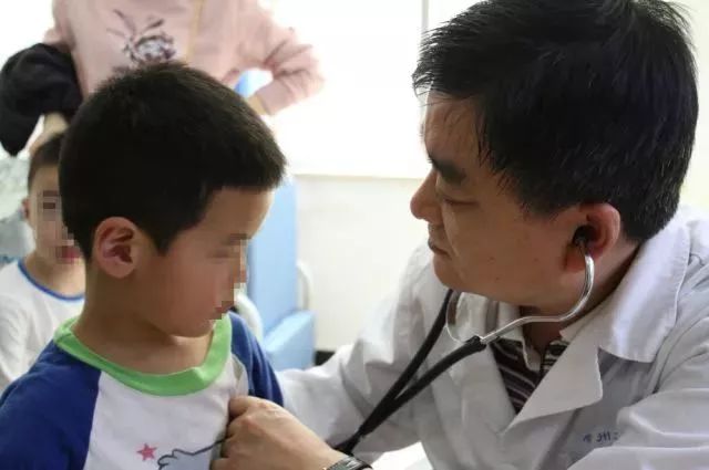 做一名普通的儿科医生,做一名优秀的儿科医生