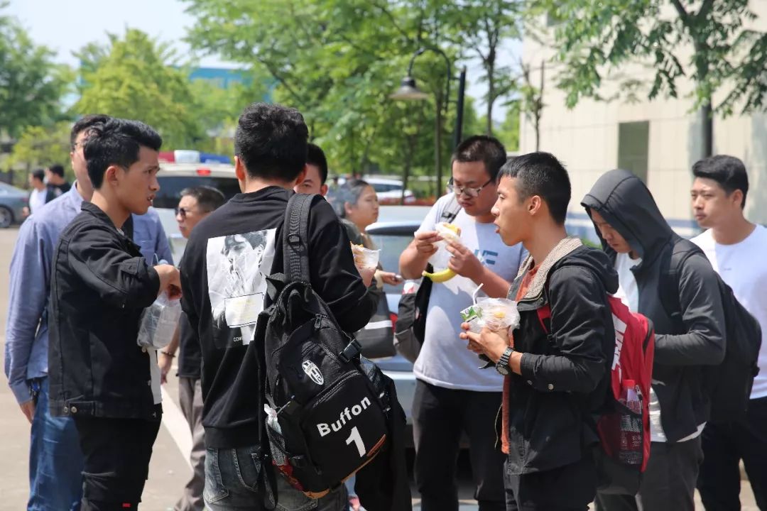 警方捣毁网恋交友5人诈骗团伙,网恋诈骗团伙抓获