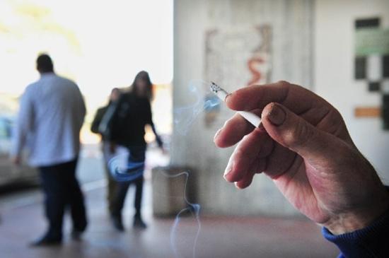 男子牵出涉案金额高达千万,男子寄快递牵出21亿大案