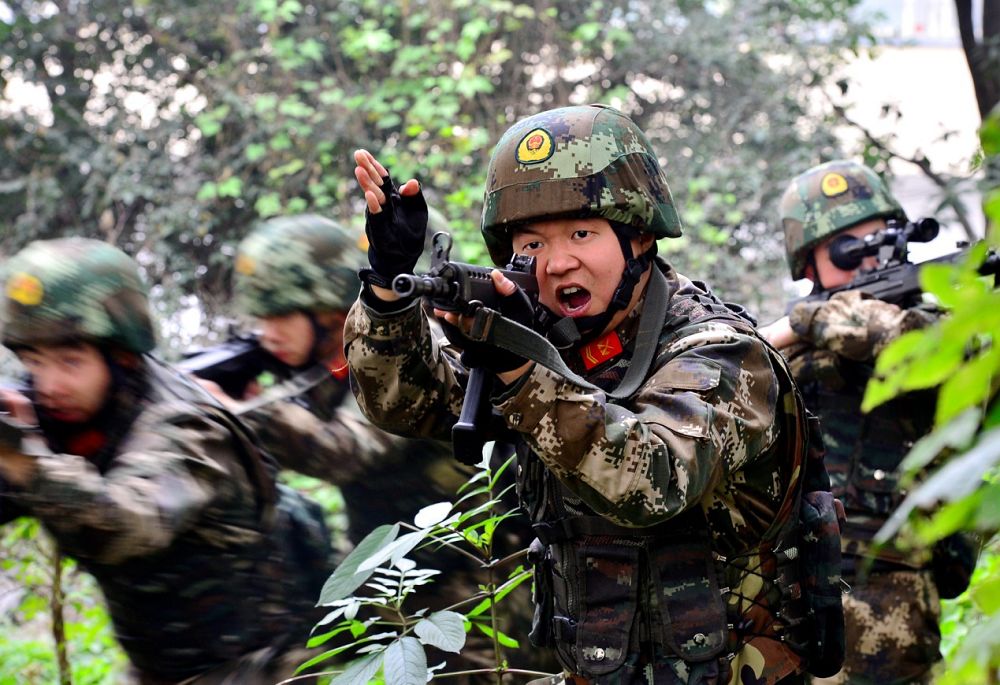 士官长要当几年,士官长到底有多强