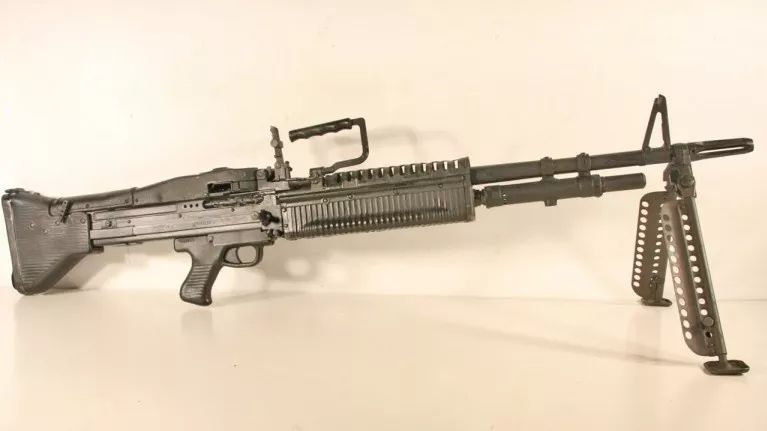 游戏兵工厂怎么打开,游击兵工厂电视剧