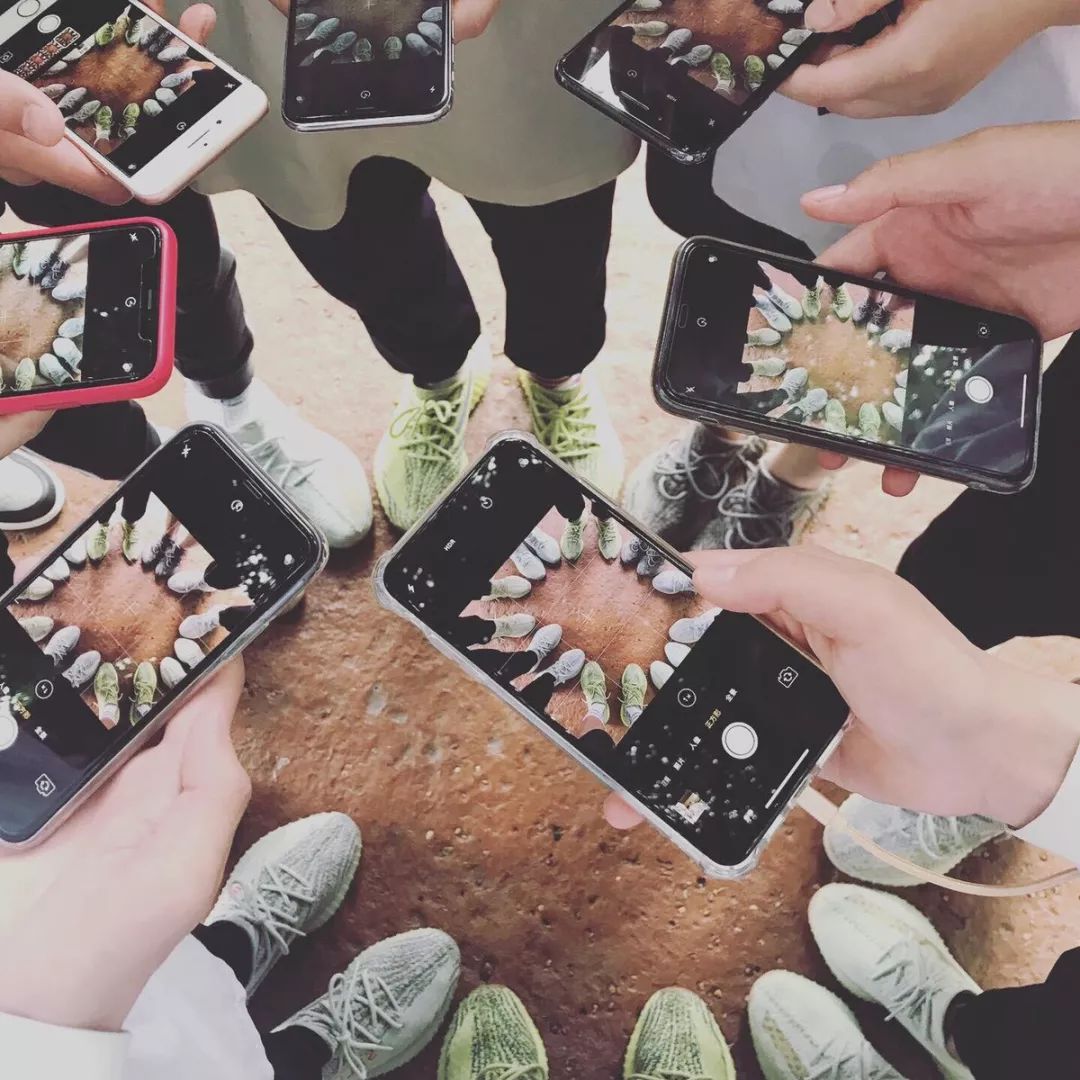 adidasyeezy天使,adidasyeezy罗斯