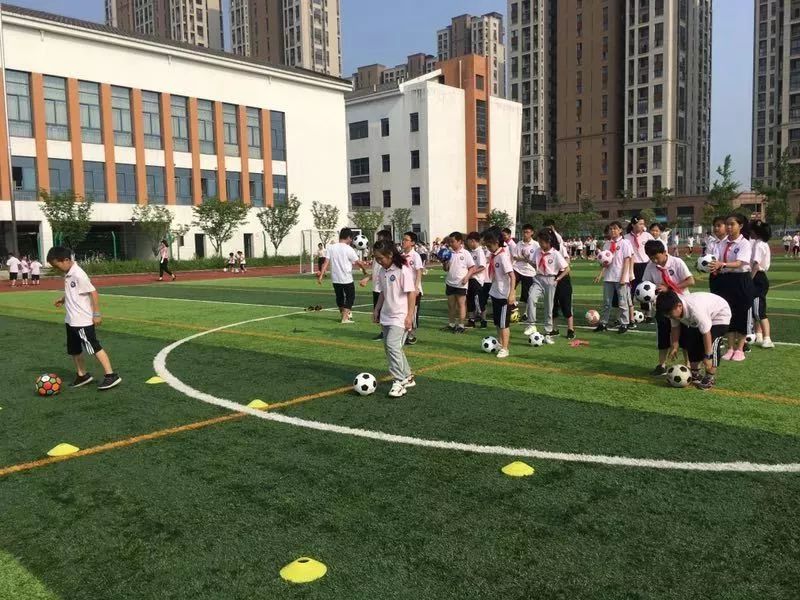 钱塘新区前进足球场,杭州钱塘新区前进5人足球场