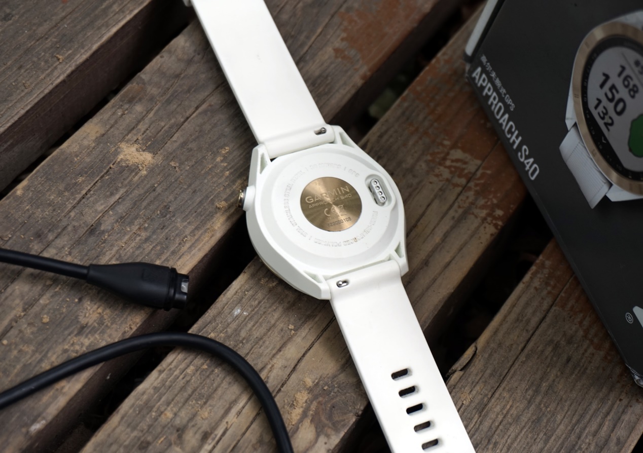 garmin最新高尔夫手表,garmin高尔夫s42和s40的区别