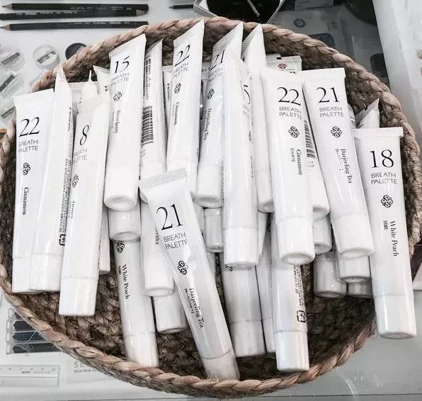 真露烧酒牙膏VS小龙坎火锅牙膏，刷个牙都这么硬核了？