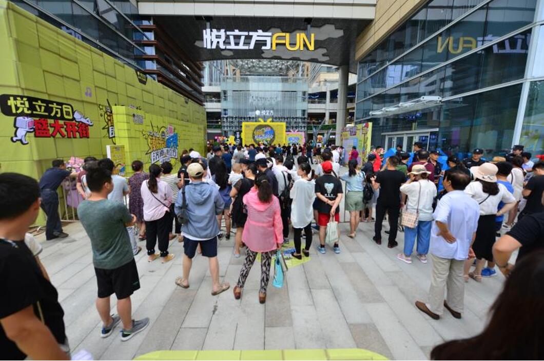 济南夜市洪楼,济南印象城洪楼夜市