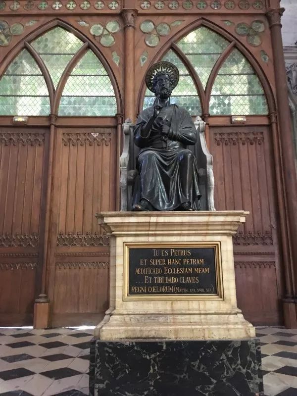 欧洲旅游教堂推荐,去欧洲旅行一定去五大教堂和城堡