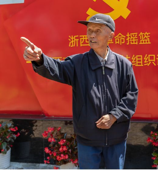 丽报集团记者拍摄的视频红遍全国？人民日报、央视等官微纷纷点赞……