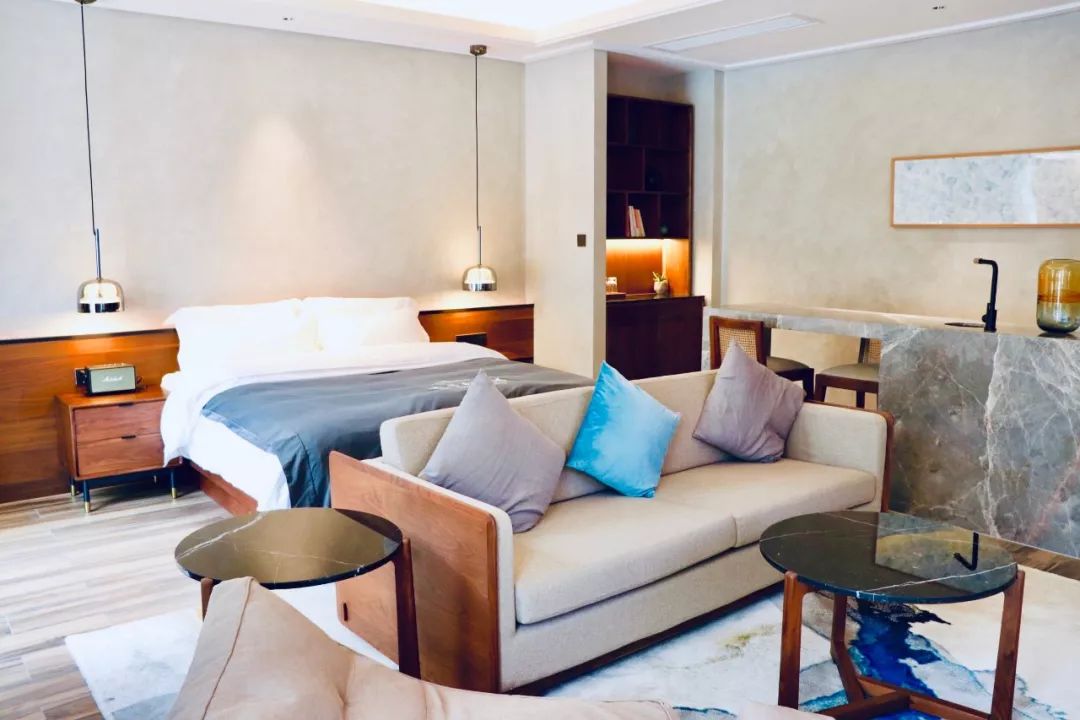 又挖到个21℃的清凉山城，还藏着人均¥300+就能入住的浙南“小星野”，仅限200套