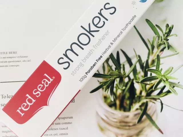 不用打磨牙齿的快速美白方法,不用洗牙能把牙垢黄牙变白的方法