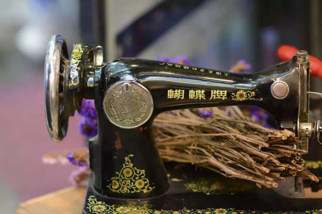 红灯牌录音机90年代,红灯牌电子管老收音机