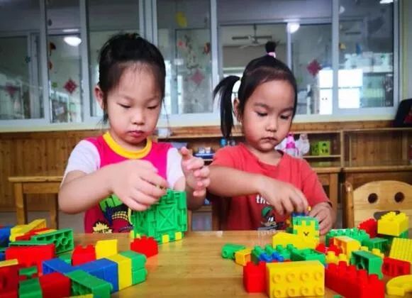 娘家人帮忙带小孩,娘家人帮忙带娃