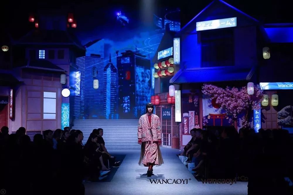 穿上TA，你就是时尚界最浪漫的哲学家