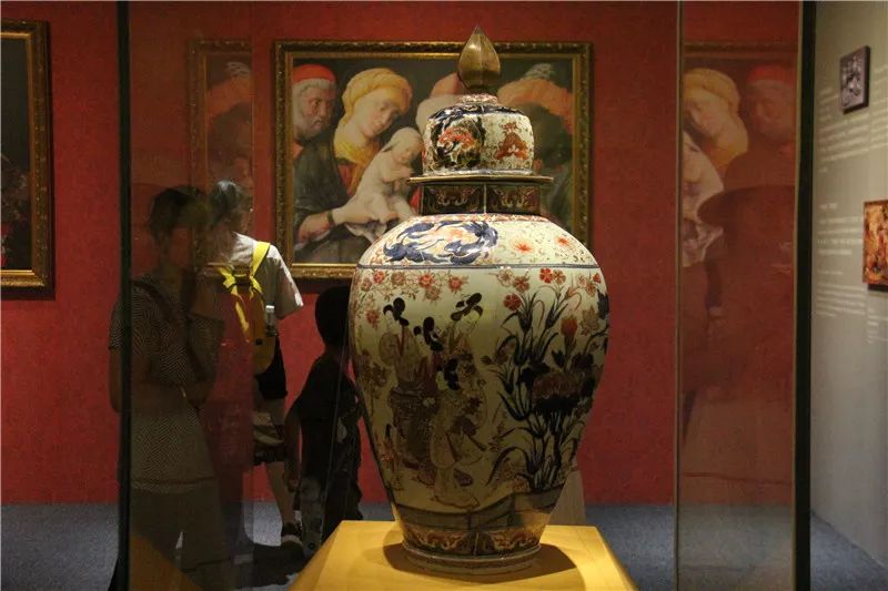 展览|励志史：“模仿”景德镇逆袭成“欧洲第一名瓷”