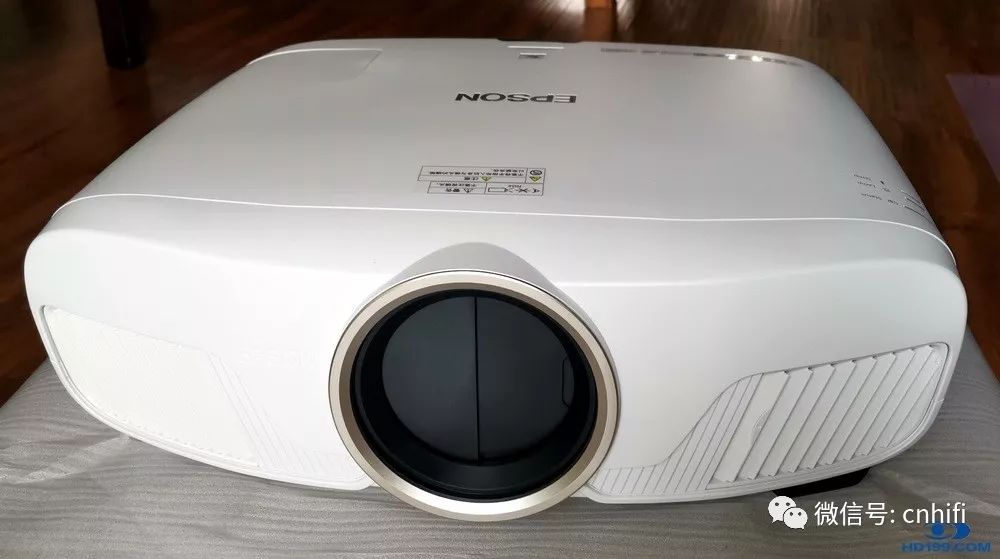 爱普生新品EPSONTW7400家用投影机试用评测