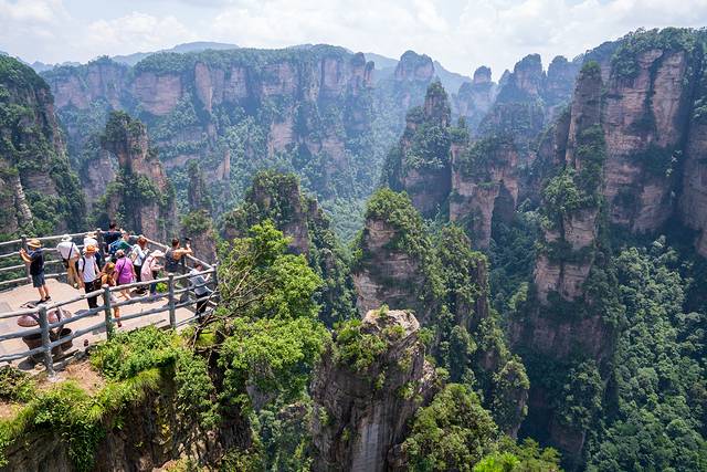 张家界魅力湘西春节自由行,张家界魅力湘西打卡第一天