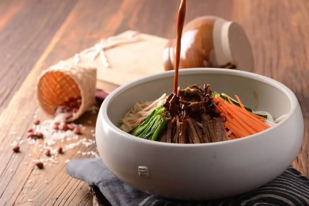 春城秀风光,春城秀昆明一座有温度的城市