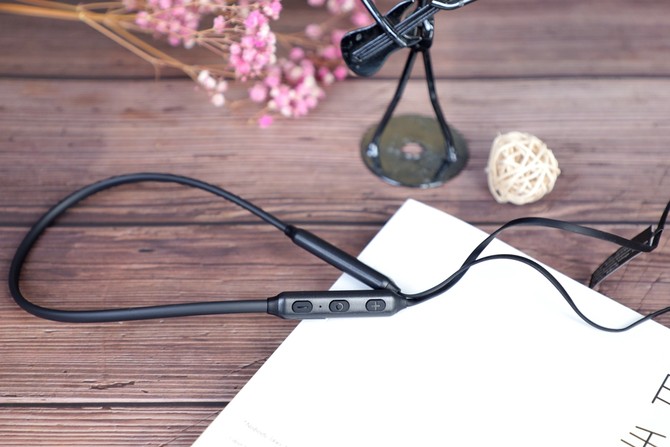 轻巧便携不伤耳蓝牙耳机,联想蓝牙耳机无痛不伤耳