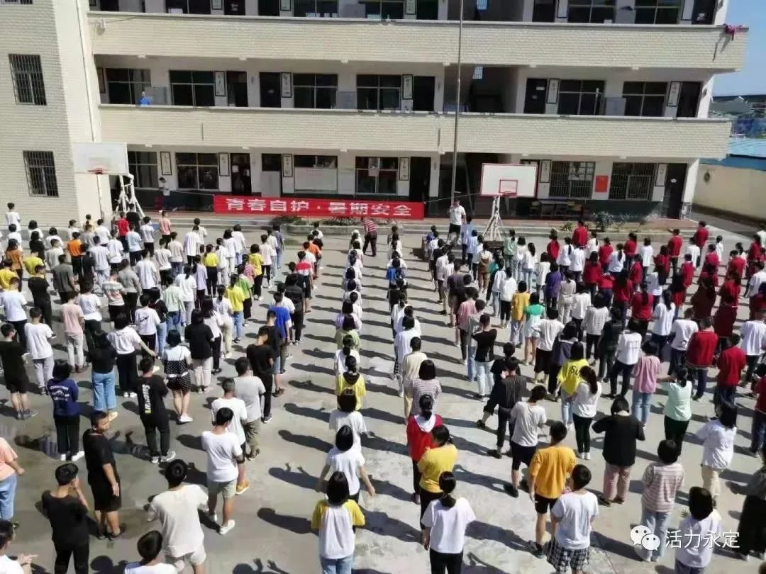 张家界暑假旅游带啥,张家界暑假攻略