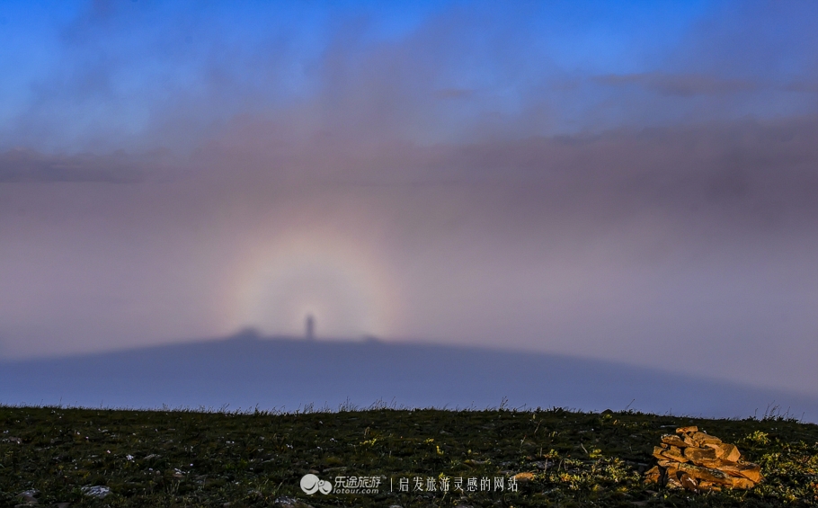 有佛缘的人会有佛光嘛,遇见佛光的一定有福吗