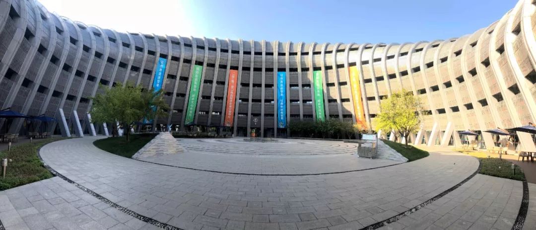 人做梦都想如何挣钱,做梦都在想怎么能挣到大钱