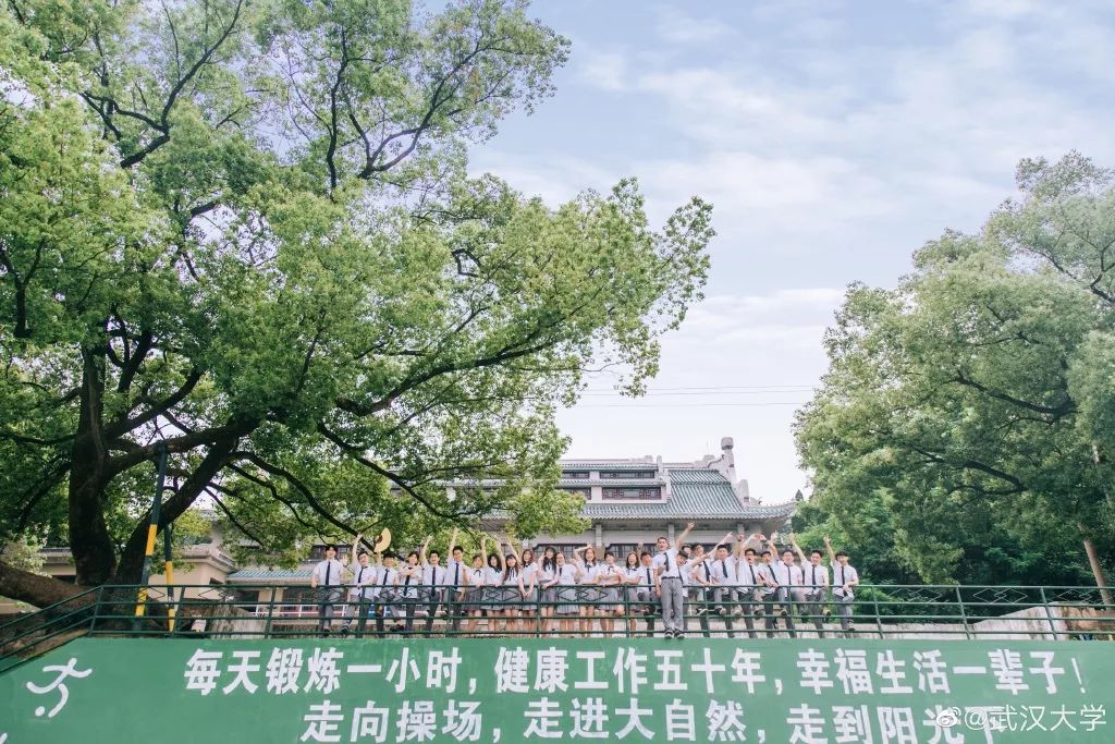 七月的星空流光溢彩,七月的星空