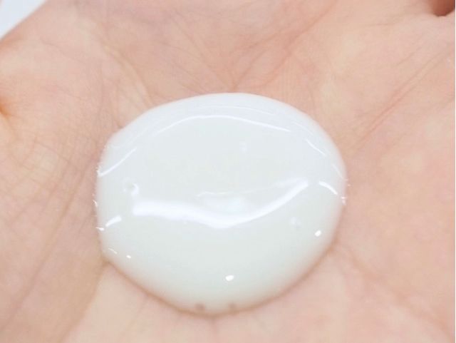 嘉娜宝保湿滋润全身身体乳,保湿粉底霜嘉娜宝