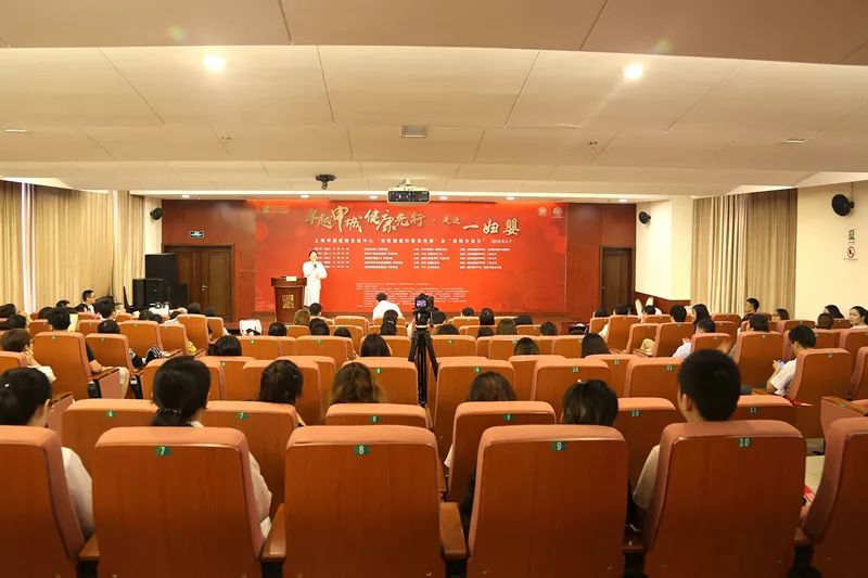 走近一妇婴|守护，是最质朴的表白