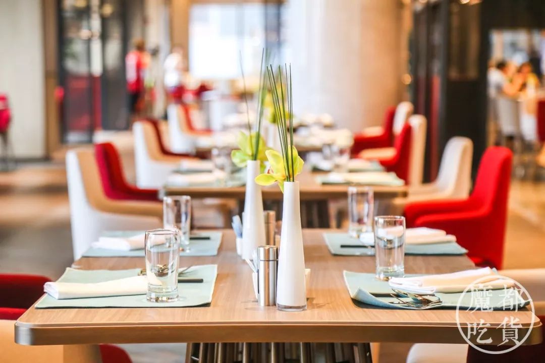 广州酒店大螃蟹帝王蟹,五星级酒店怎么吃大闸蟹