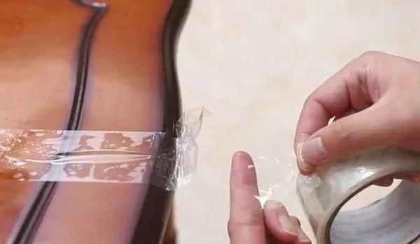 没有剪刀，怎么轻松地断开胶带呢？这几招很好用