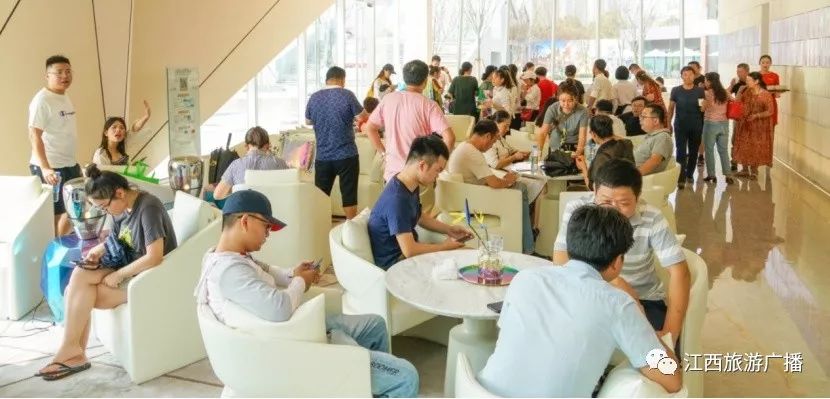 南昌西岸春风和宸悦江语院哪个好,宸悦江语院二手房