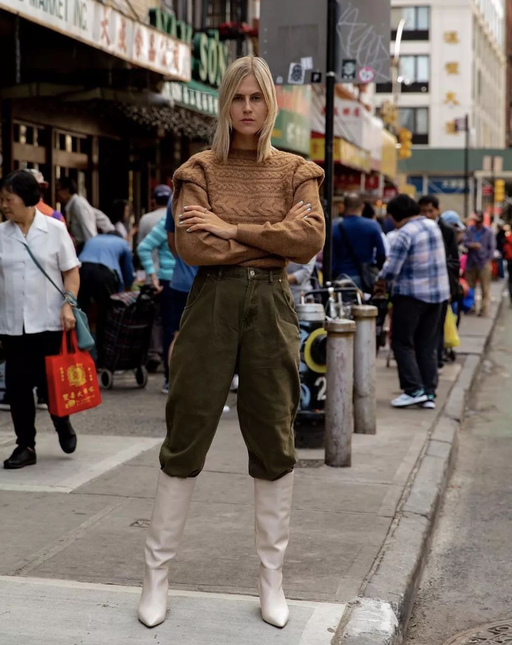 钟楚曦穿的黑色裙子,钟楚曦穿裙子