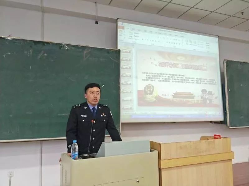 电信诈骗套路多擦亮眼睛防上当,警察揭秘电信诈骗