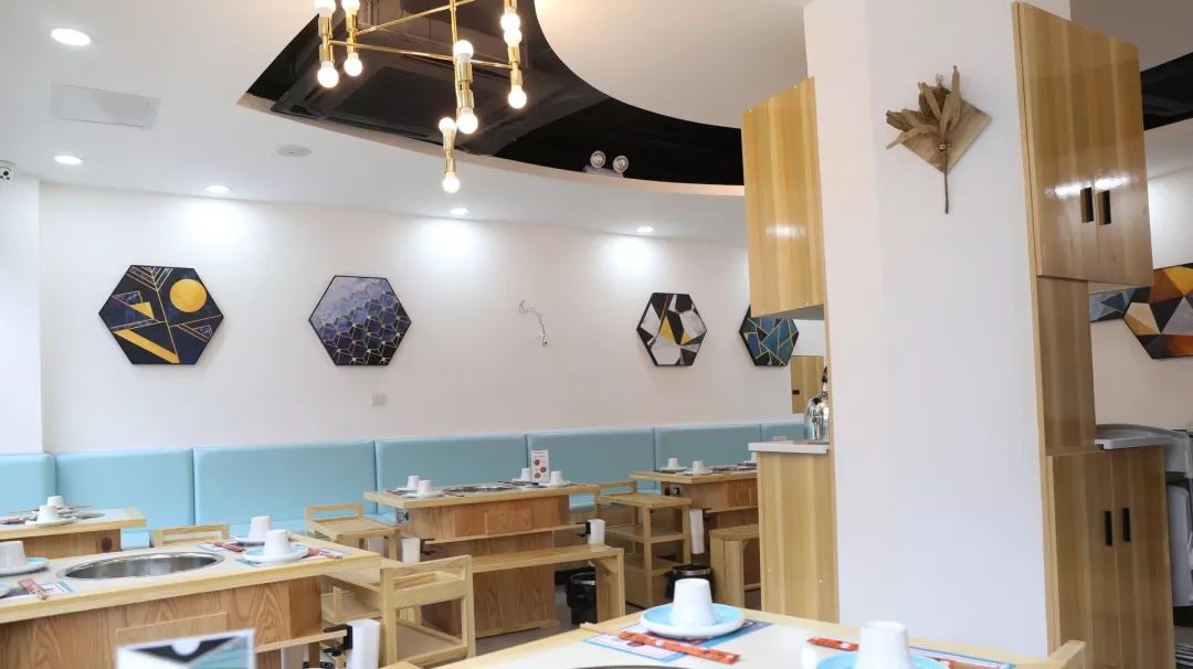 建设路串串屋头,屋头串串香泰来店