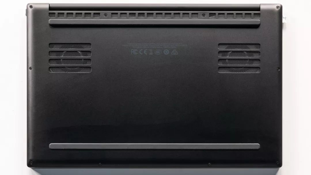 聊一台游戏性能超强的笔记本,聊一款几乎无法被超越的笔记本