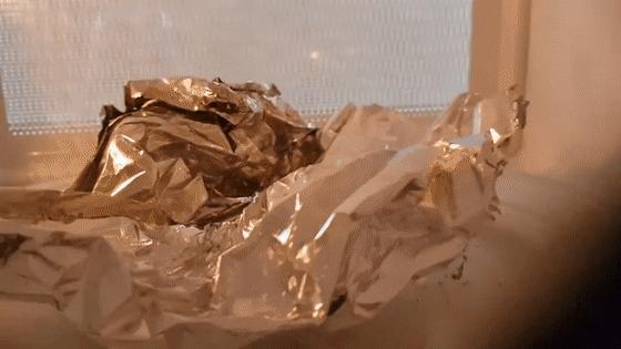 这8种东西绝不能放进微波炉,绝对不能放进微波炉的食物