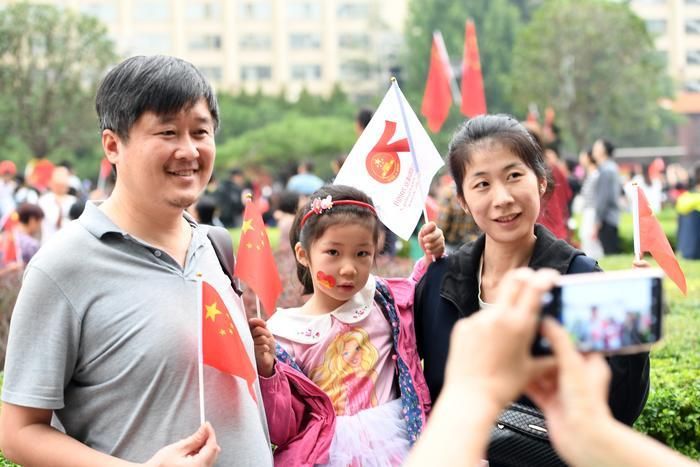 今天的新城广场，超燃