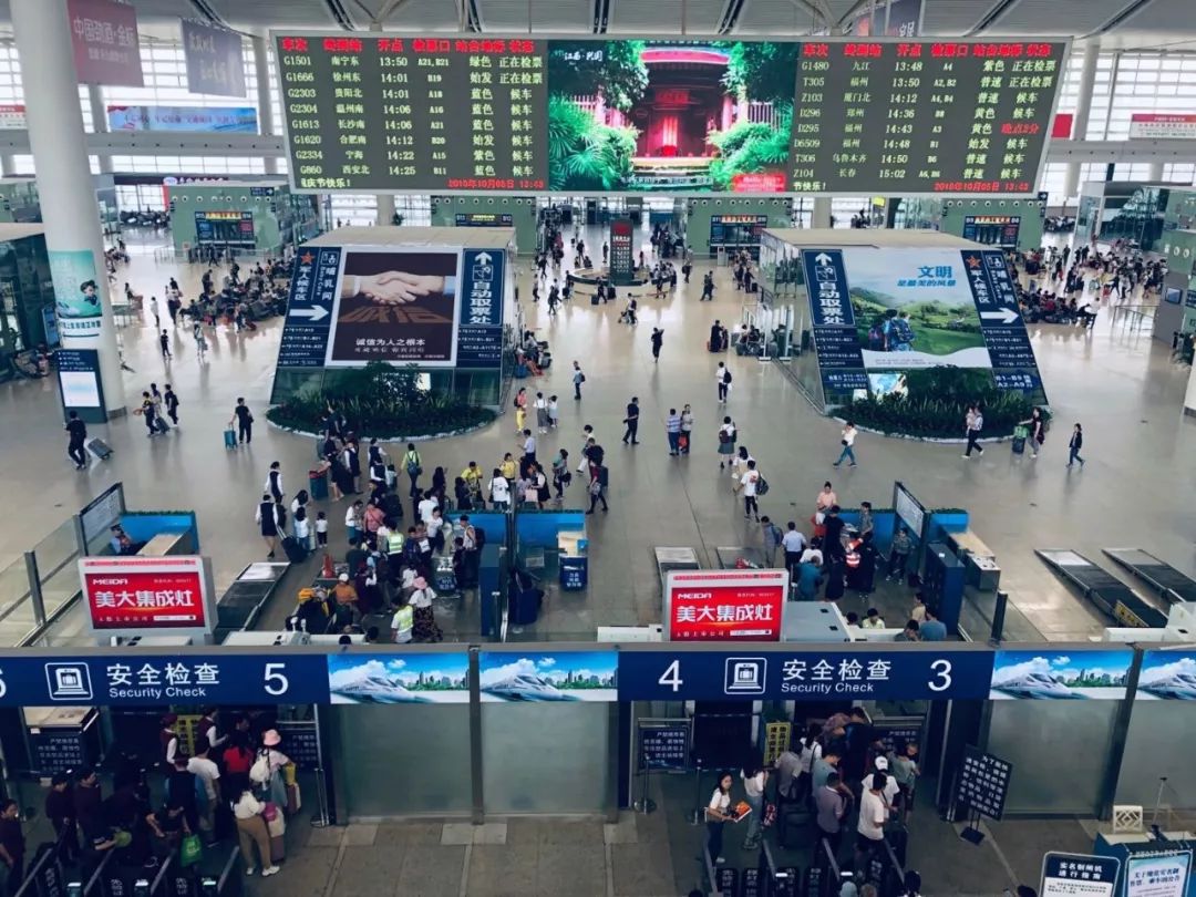 春运不用排队取票可以刷证件吗,春运期间上火车可以只凭身份证吗