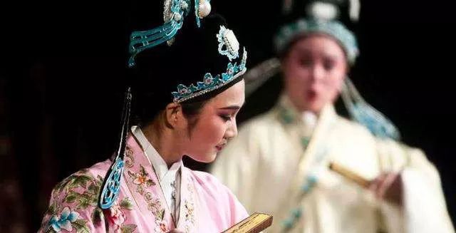 姥姥和外婆有什么区别呢,姥姥和外婆有啥区别呢