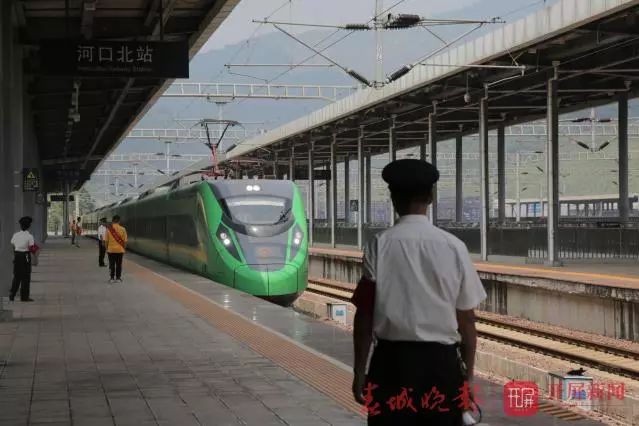 昆玉河线列车10月调图,昆玉河线个旧火车站今天车次