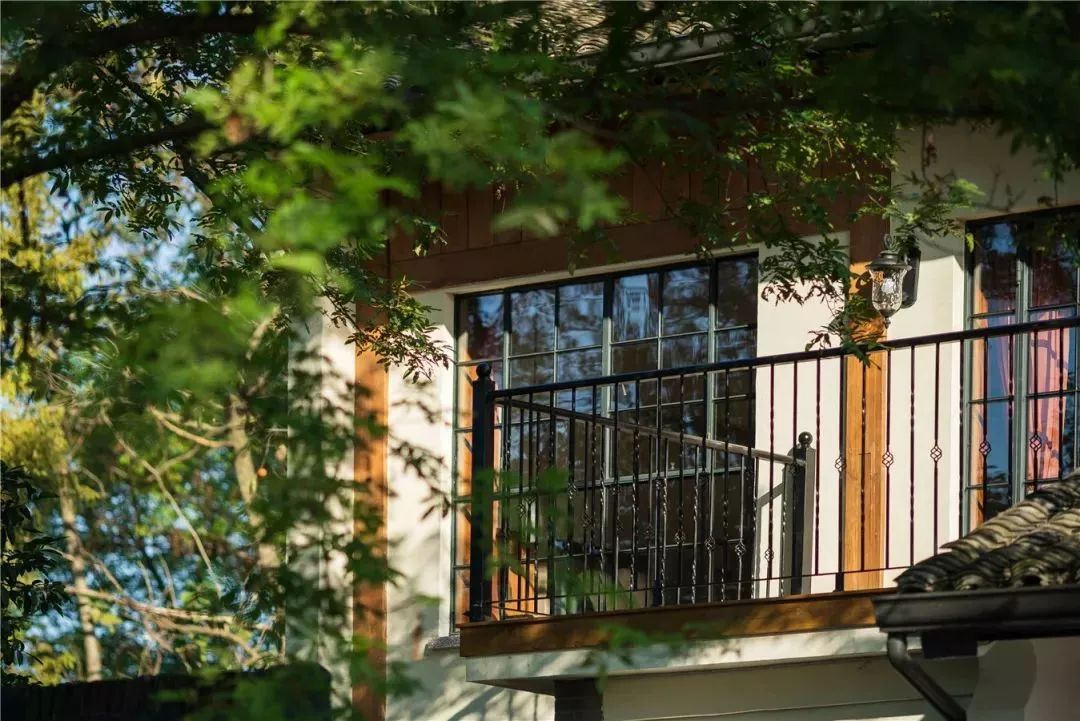 不输京都的乘船入户体验，15000m²水边村落刷新江浙沪度假体验，错峰直降千元