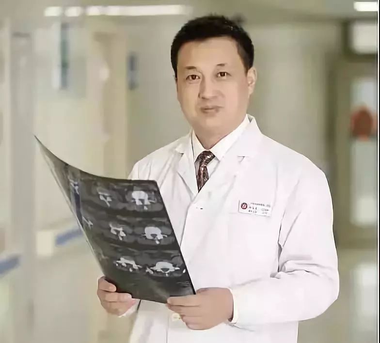 「名医专家」手牵手妙手治骨心连心精心服务骨外五科主任孙文才