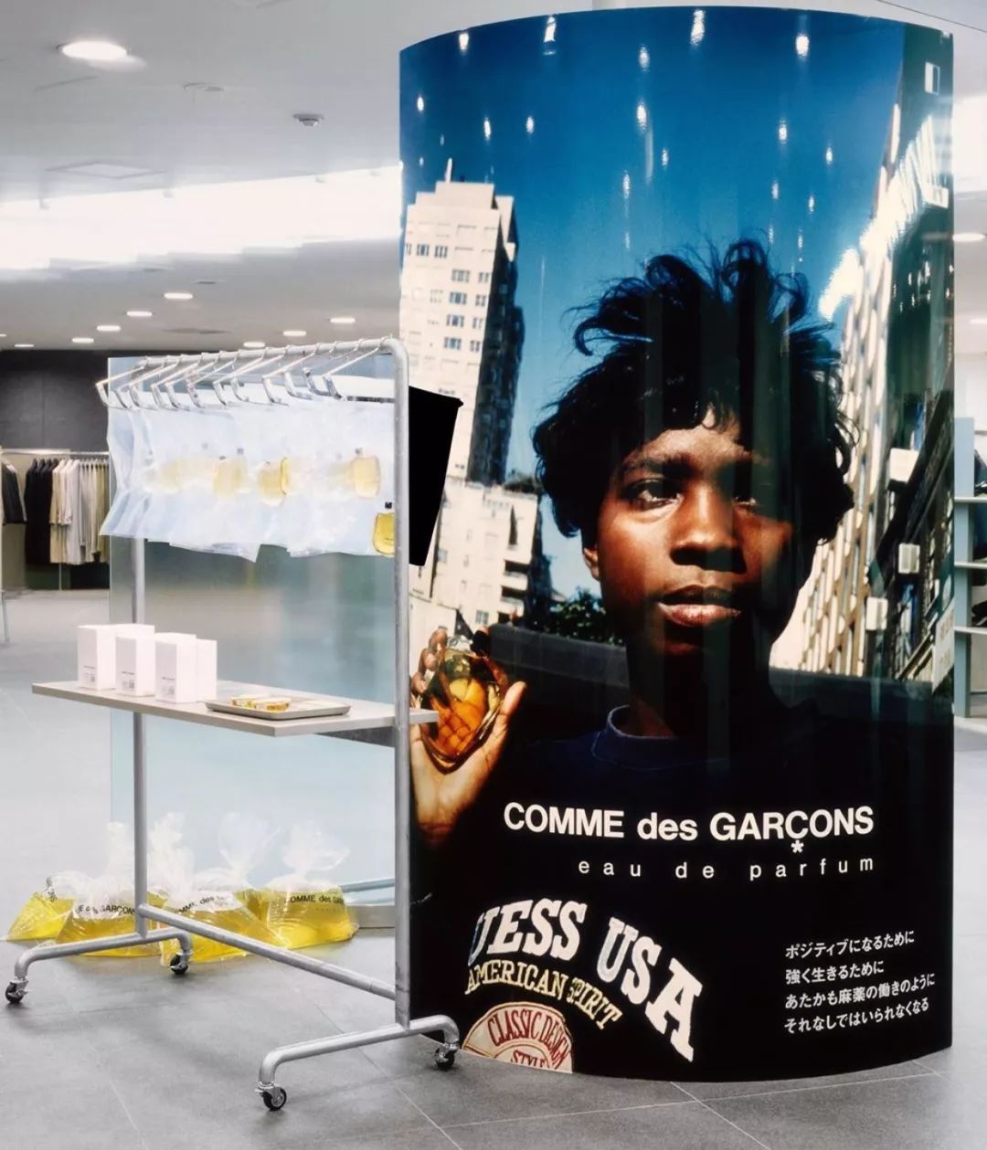 川久保玲全球首家美妆店,川久保玲精品服饰店