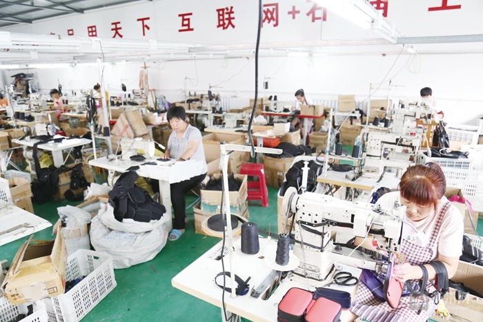 惠民：电商产业风生水起“惠民模式”受热捧